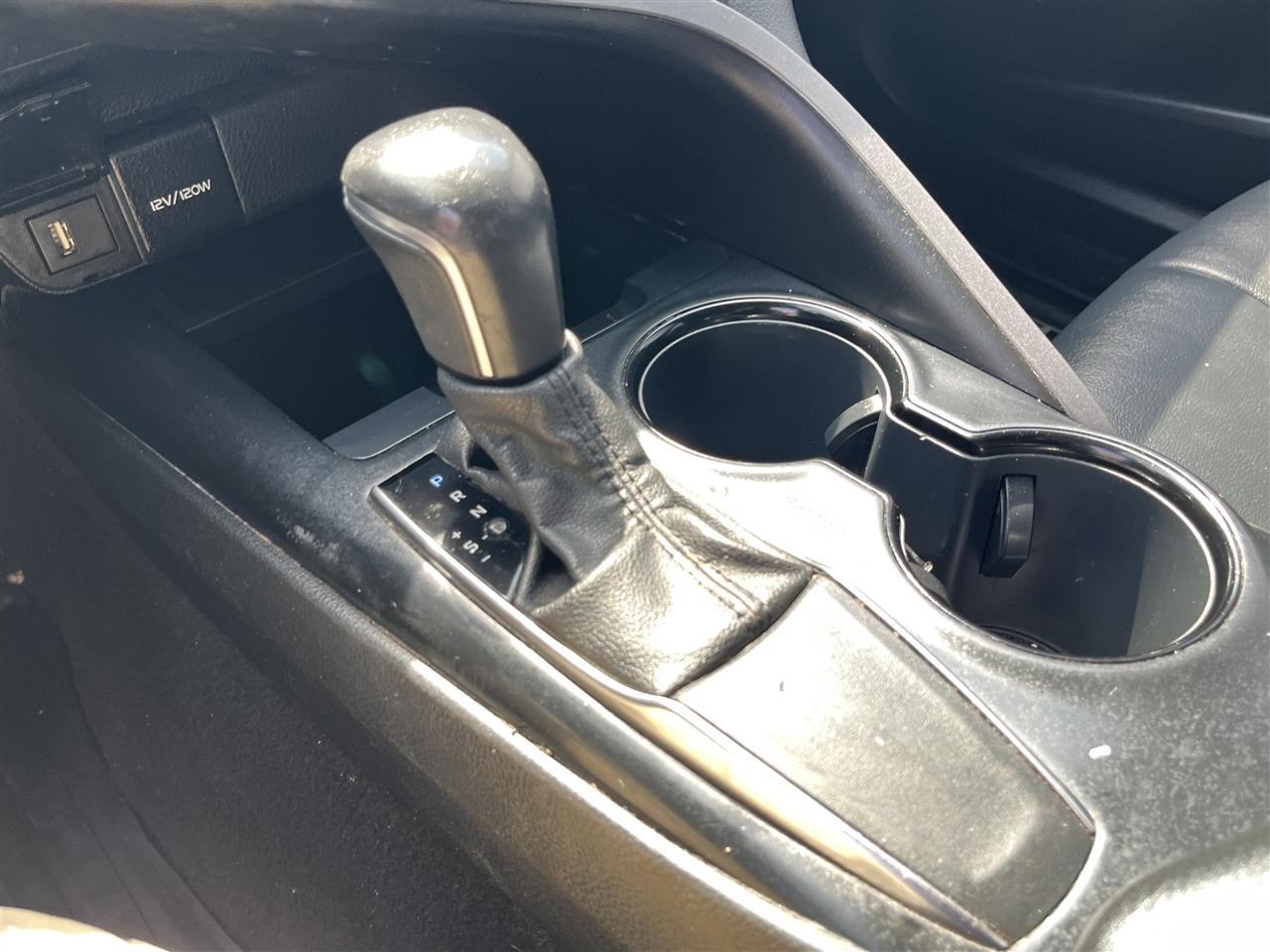 Toyota Camry  2020