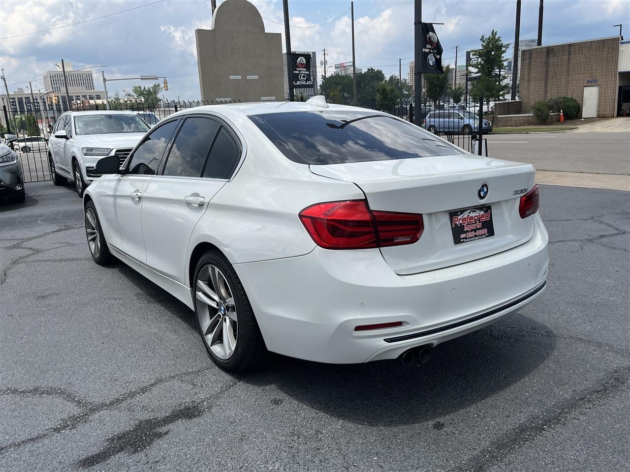 BMW 3 Series  2018