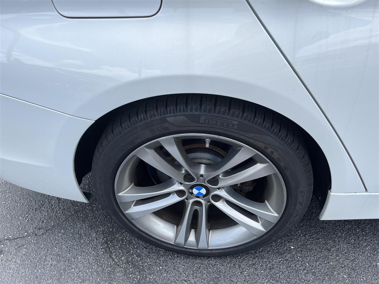 BMW 3 Series  2018