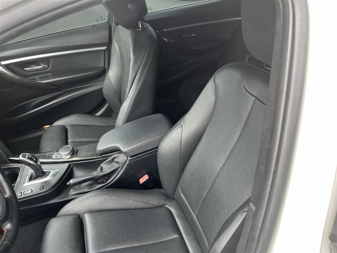 BMW 3 Series  2018