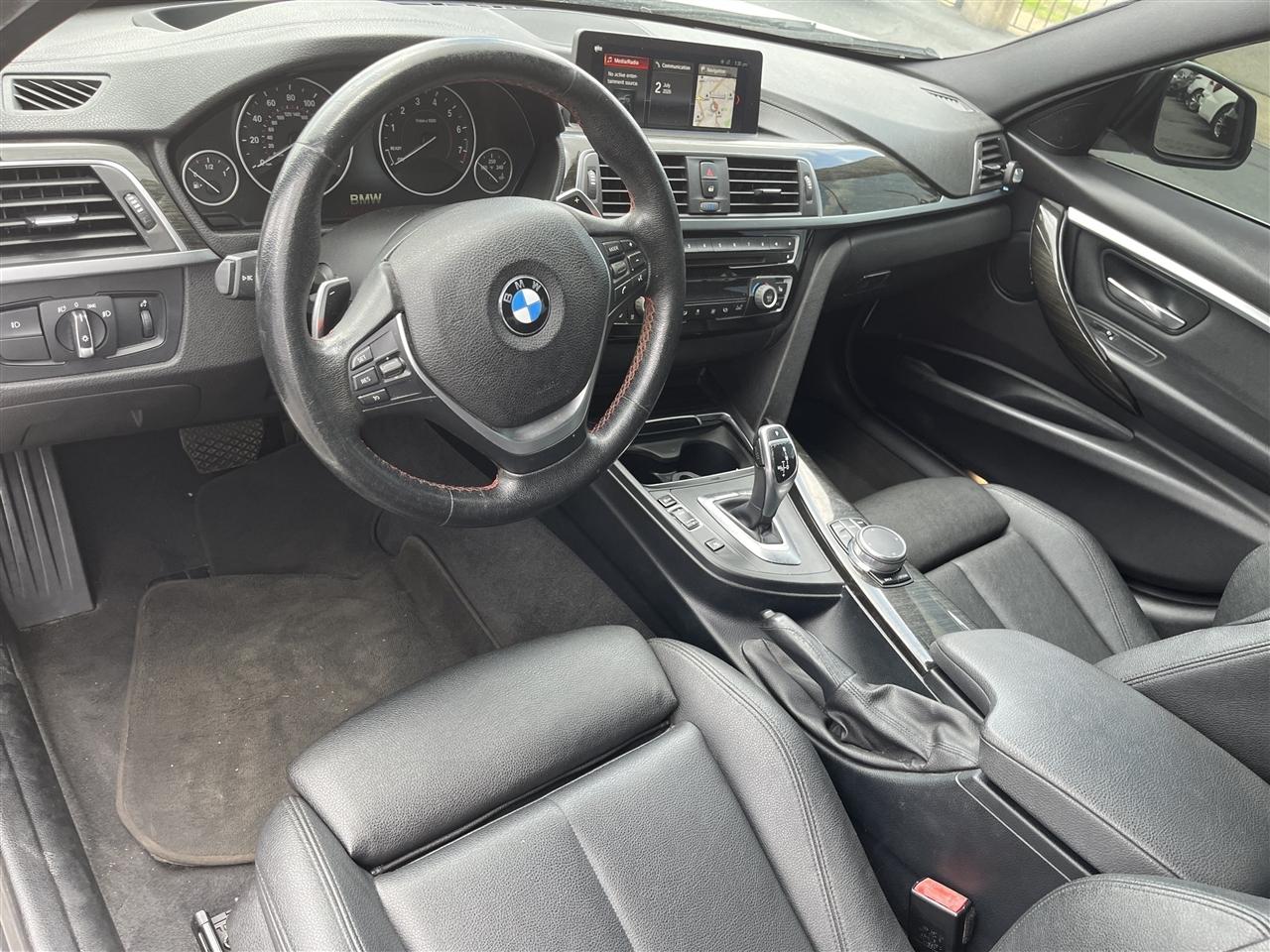 BMW 3 Series  2018