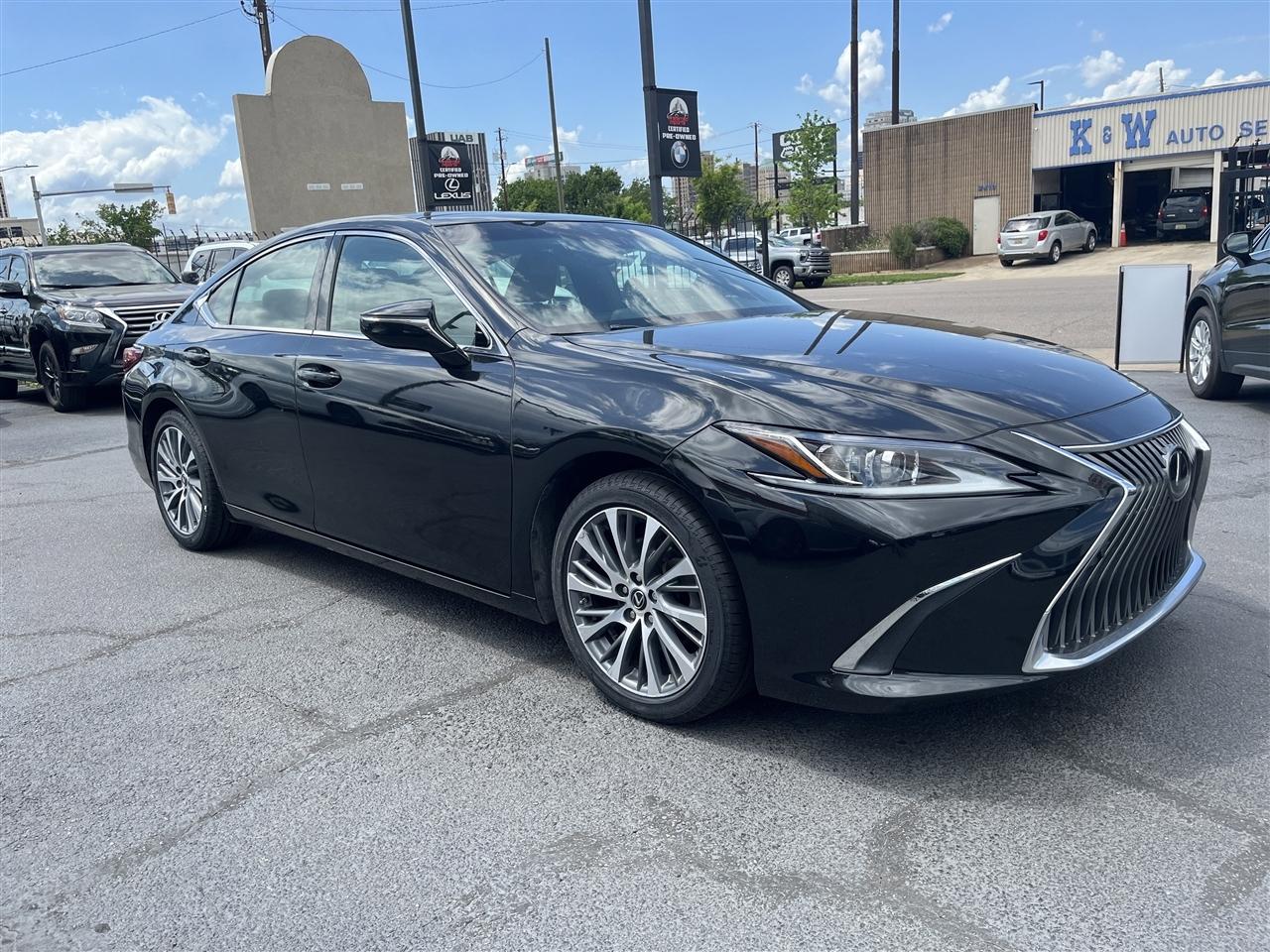 2021 Lexus ES BASE