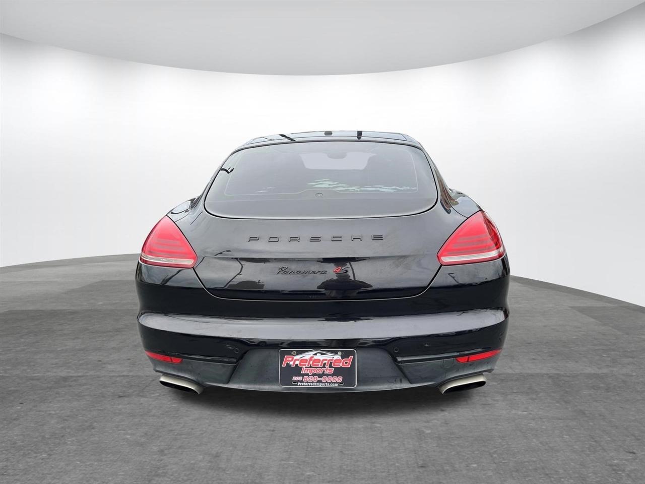 Porsche Panamera  2014