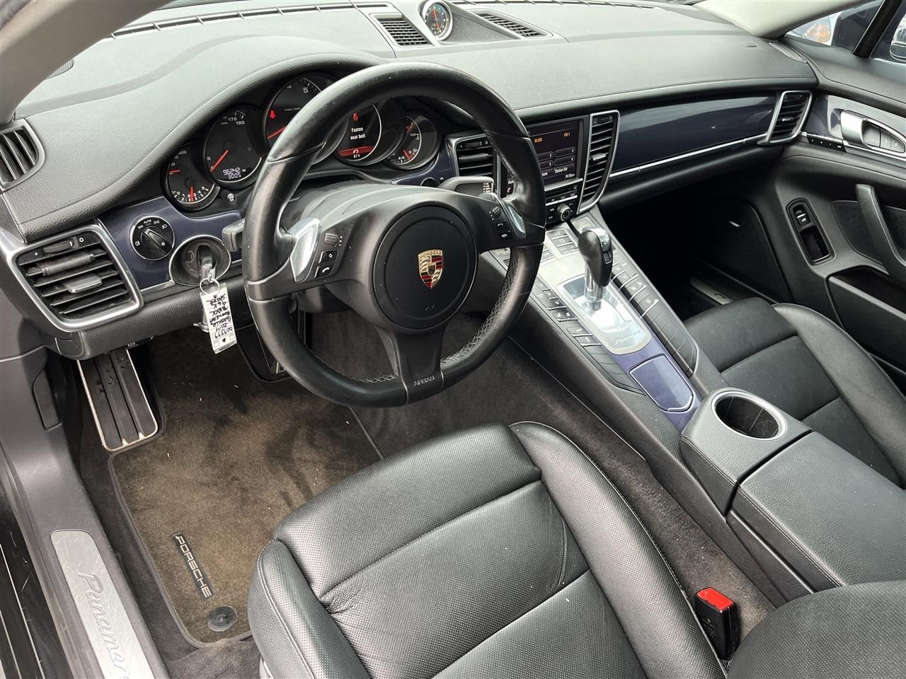 Porsche Panamera  2014