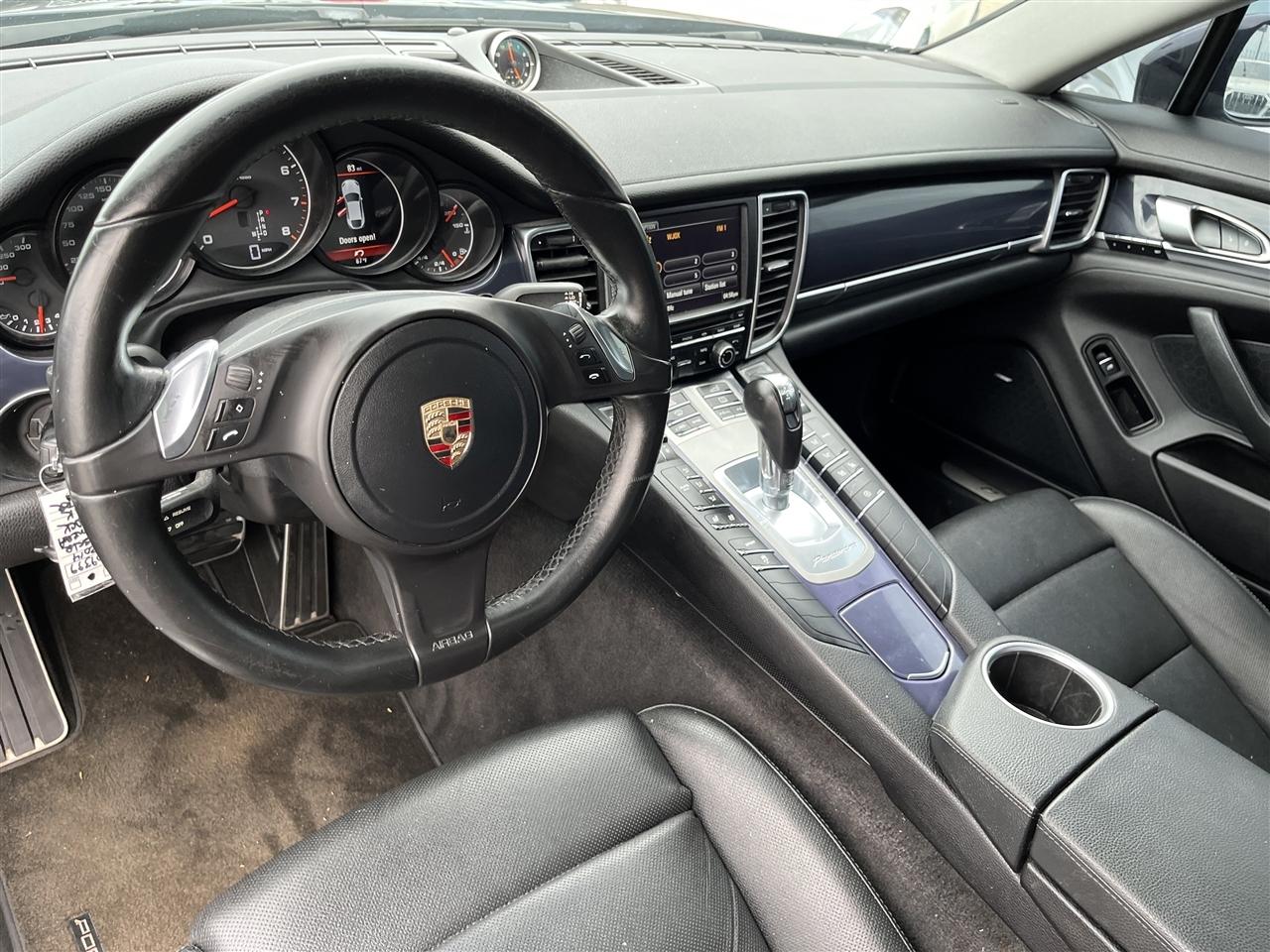 Porsche Panamera  2014