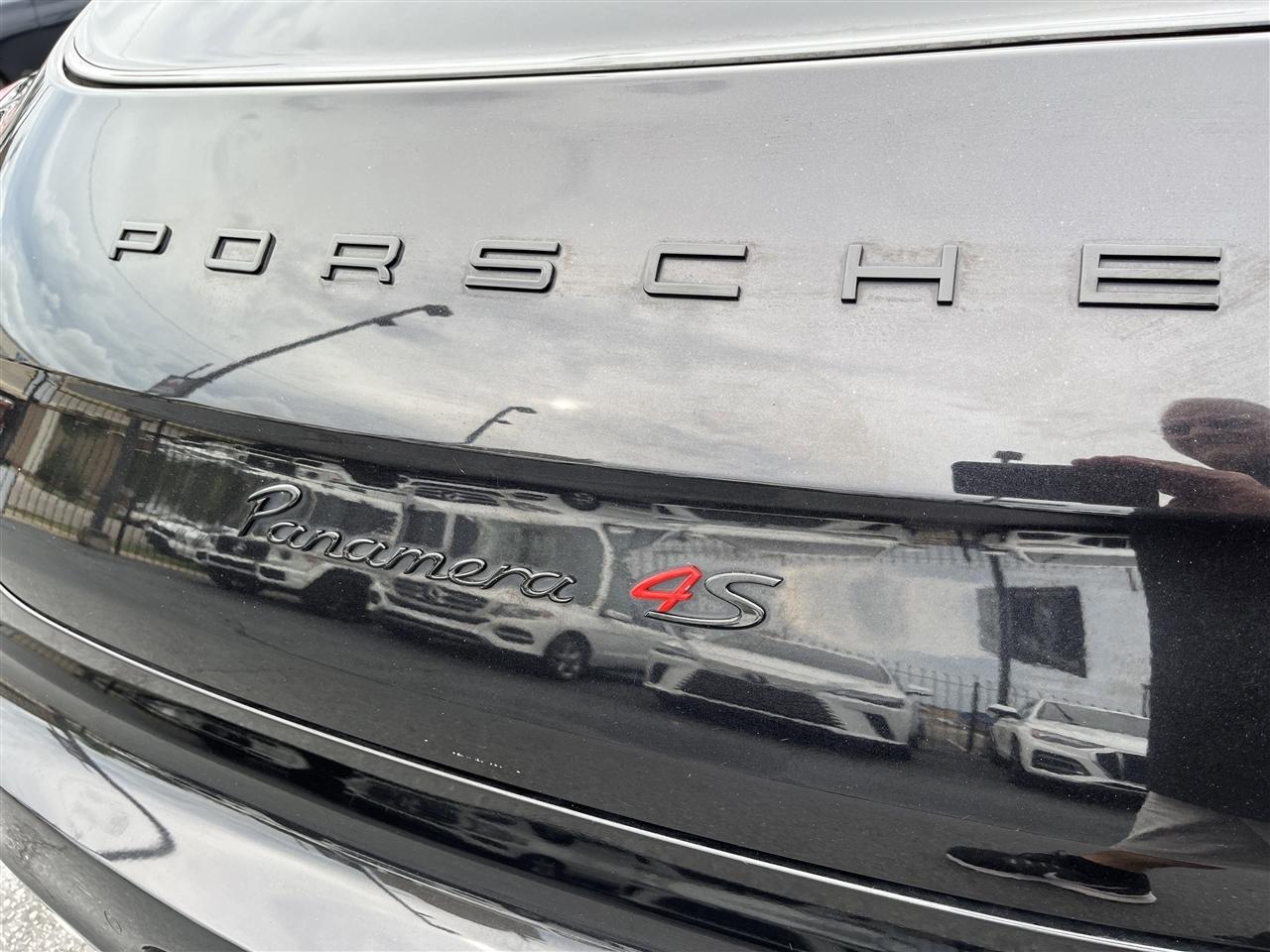 Porsche Panamera  2014