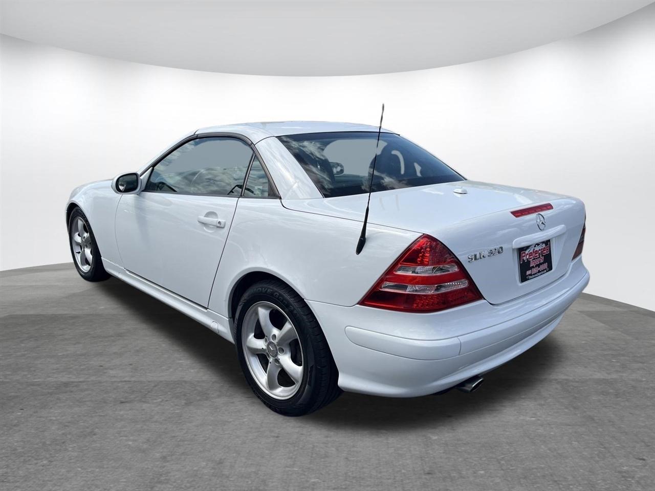 Mercedes-Benz SLK-Class  2001
