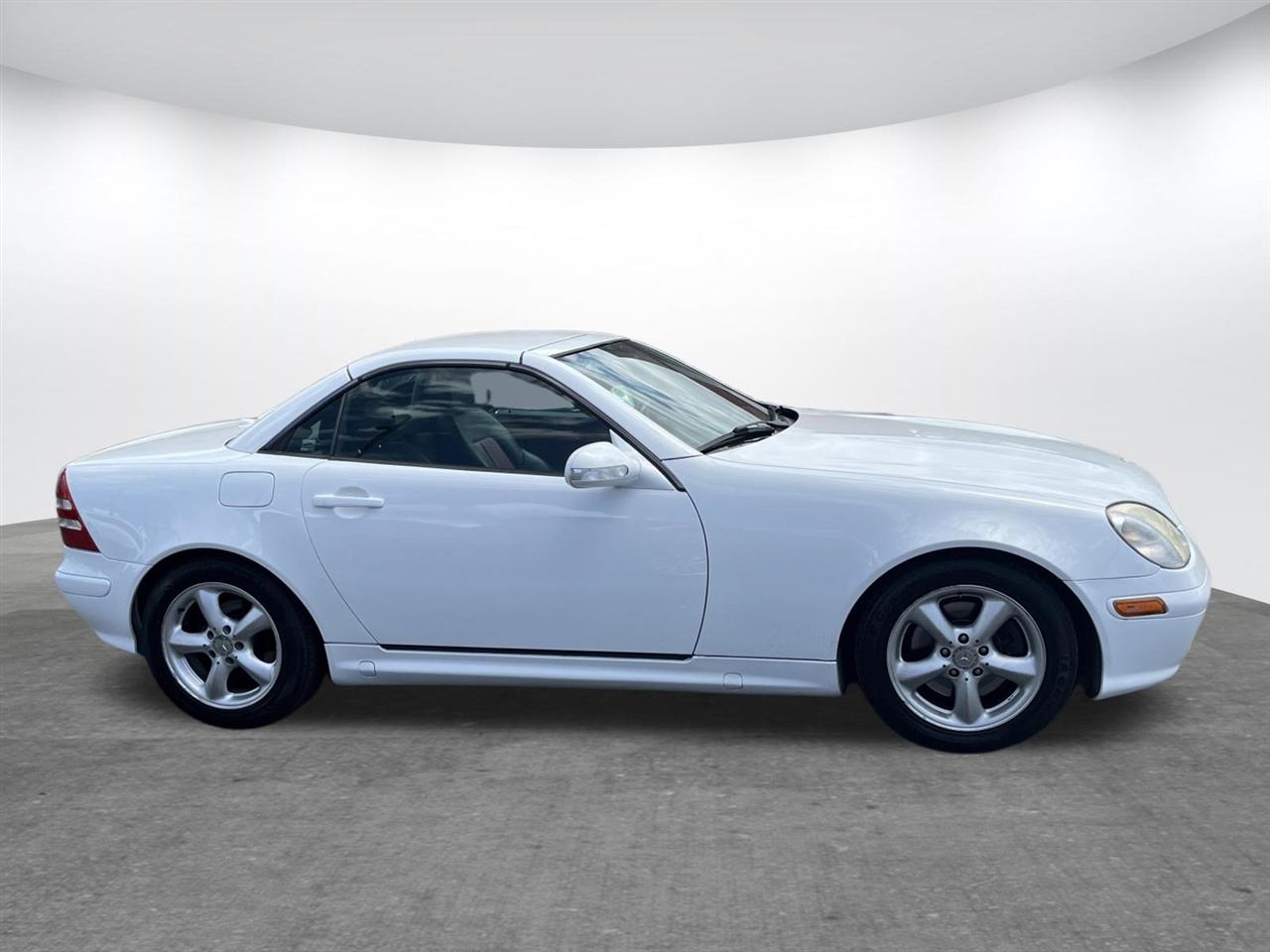 Mercedes-Benz SLK-Class  2001