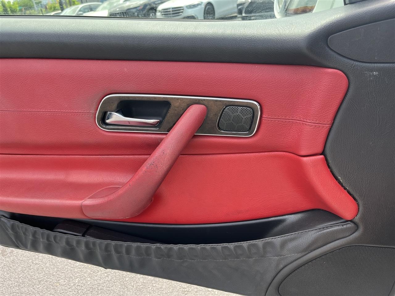 Mercedes-Benz SLK-Class  2001