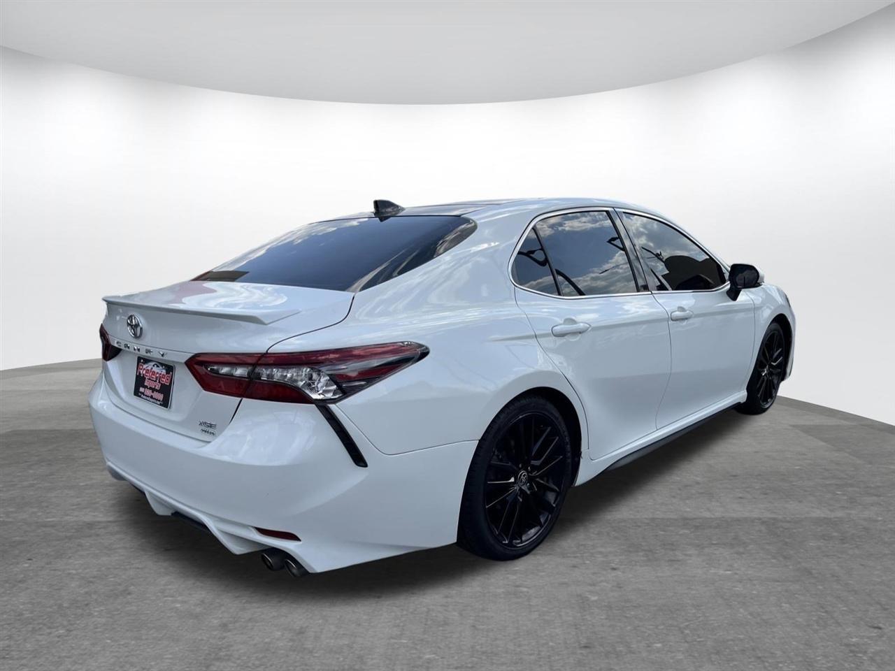 Toyota Camry  2022