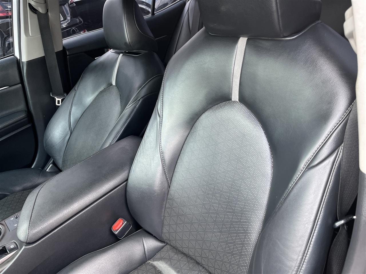 Toyota Camry  2022