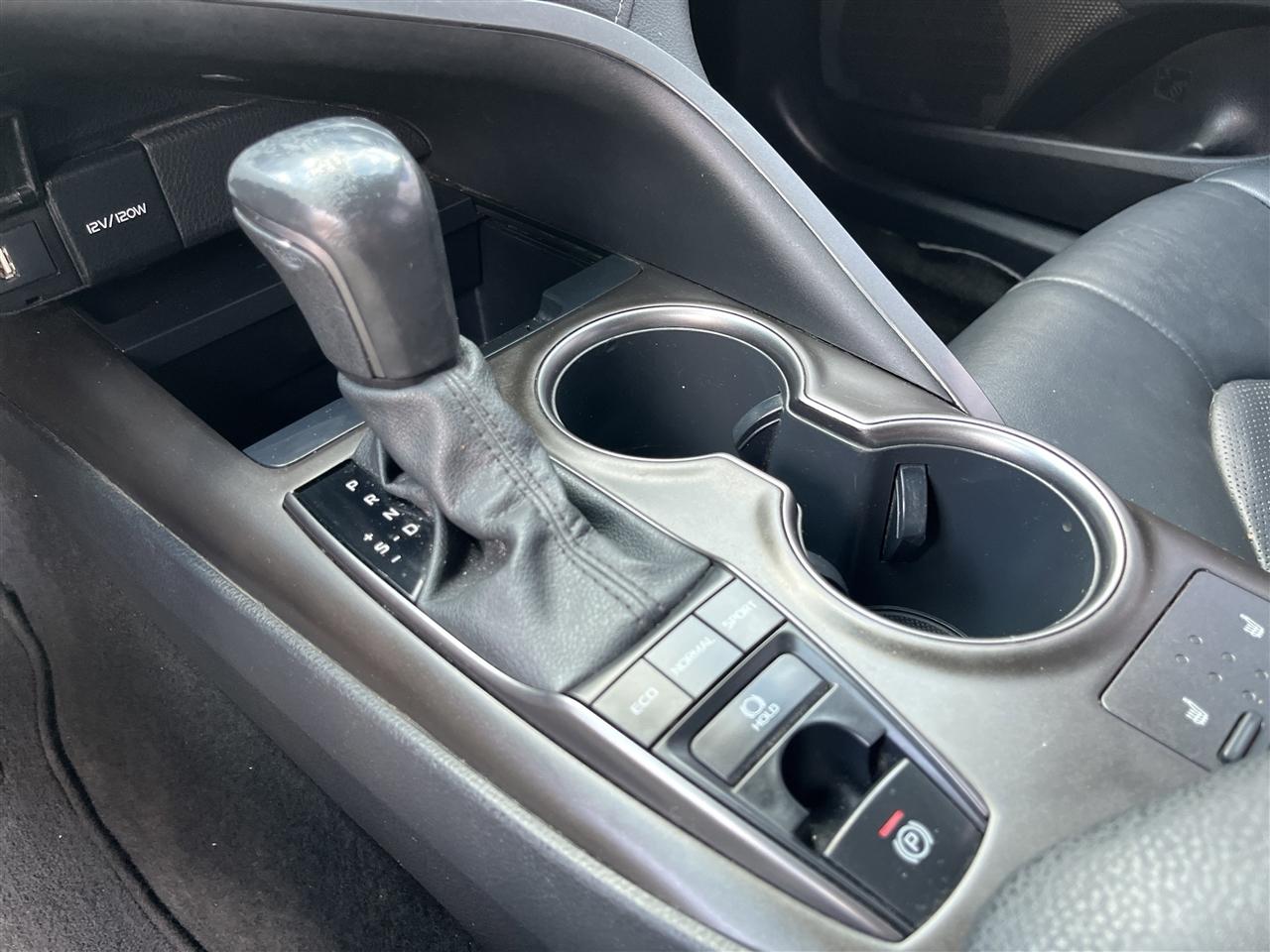 Toyota Camry  2022