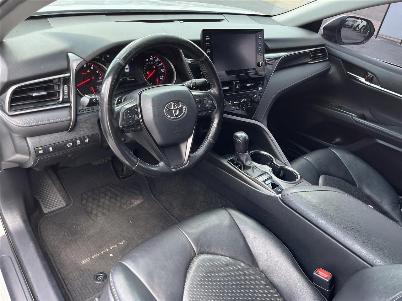 Toyota Camry  2022