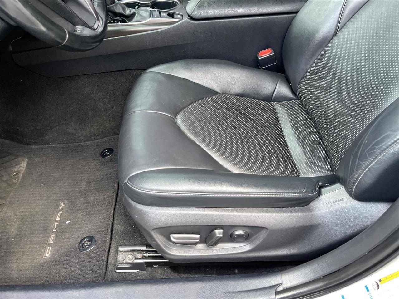 Toyota Camry  2022