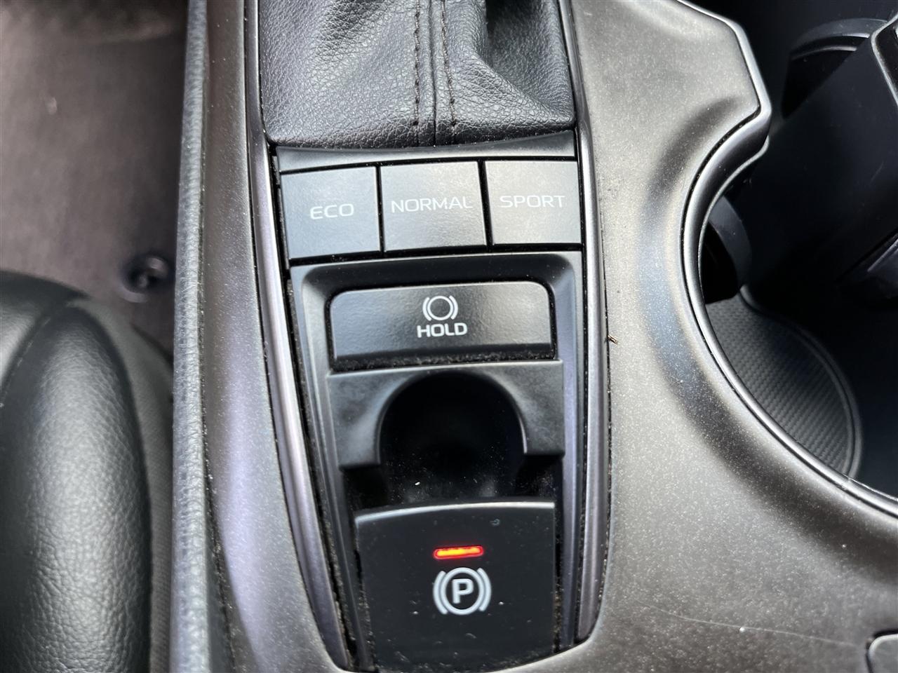 Toyota Camry  2022