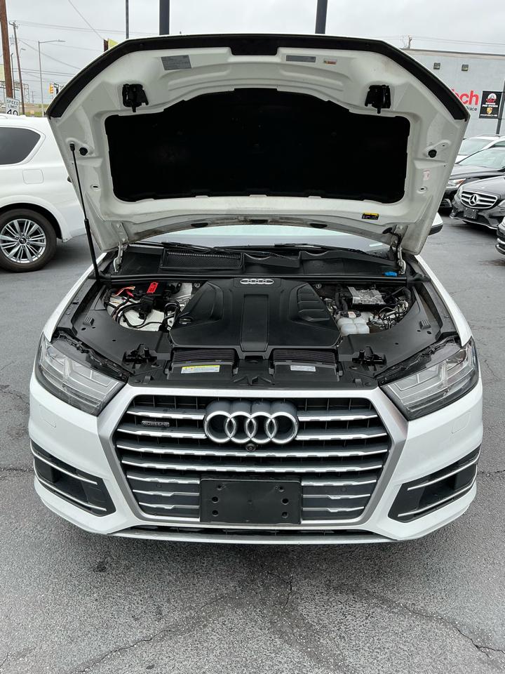 Audi Q7  2019