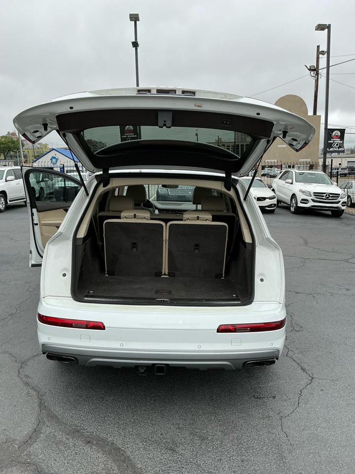 Audi Q7  2019