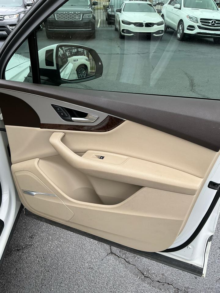 Audi Q7  2019