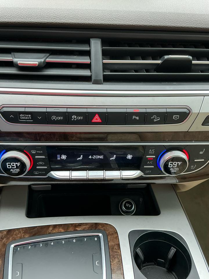 Audi Q7  2019
