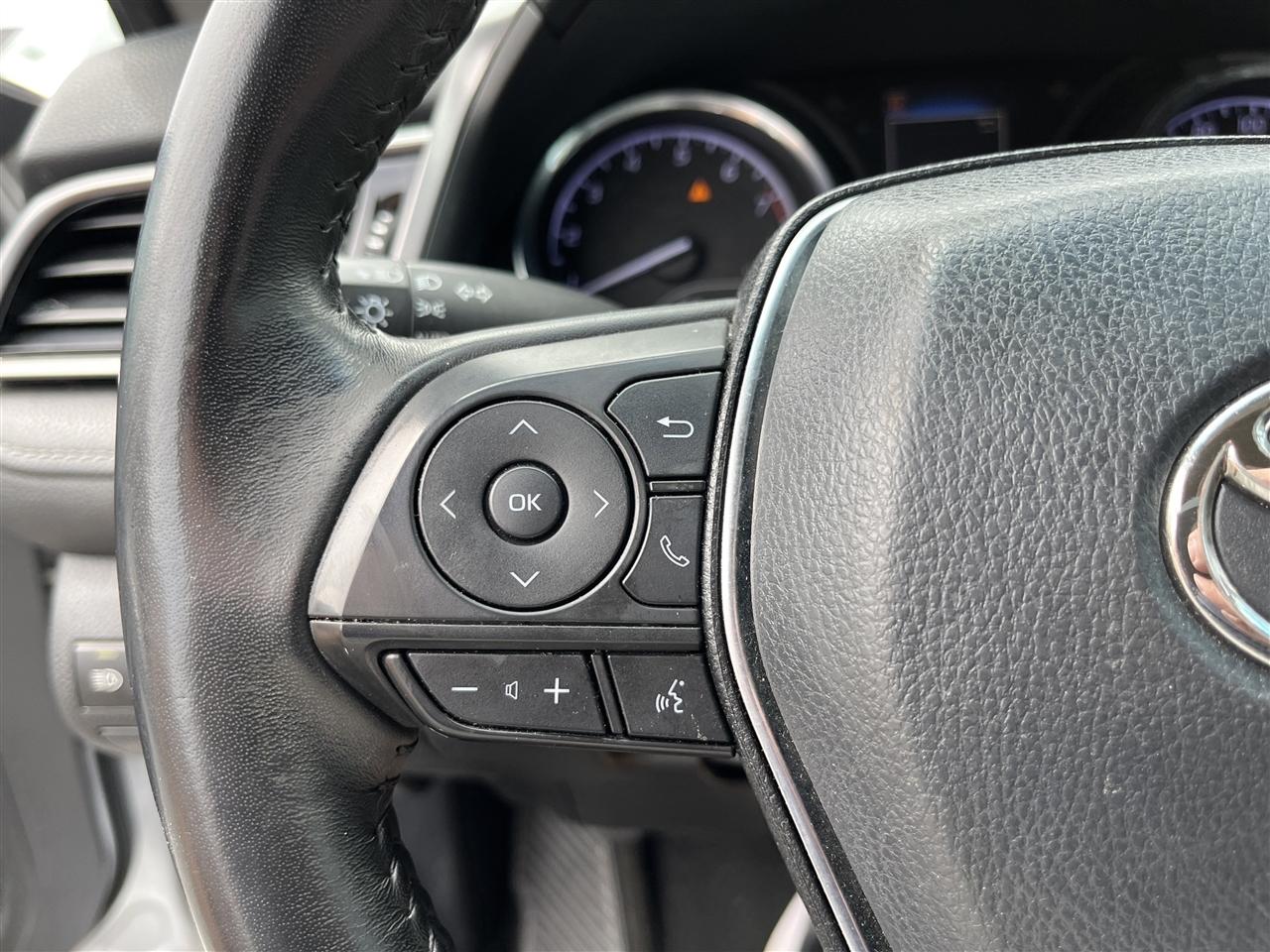 Toyota Camry  2020