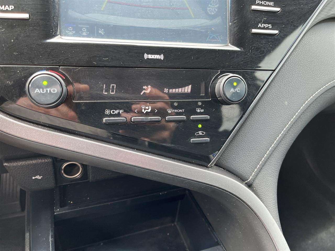 Toyota Camry  2020