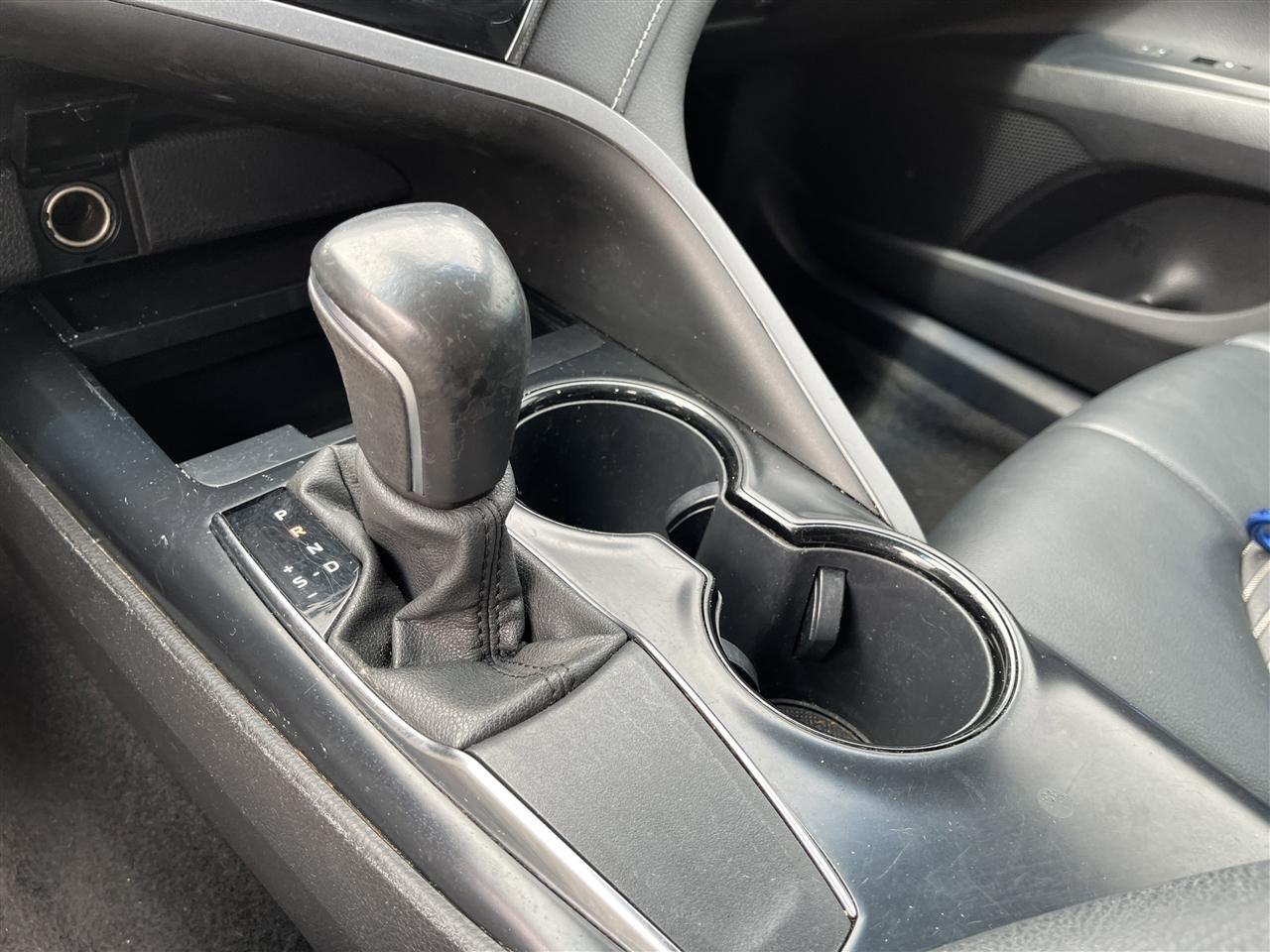 Toyota Camry  2020