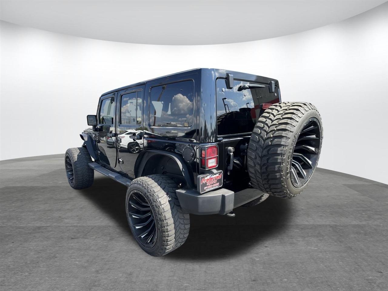 Jeep Wrangler Unlimited Smoky Mountain 4x4 *Ltd Avail* 2017