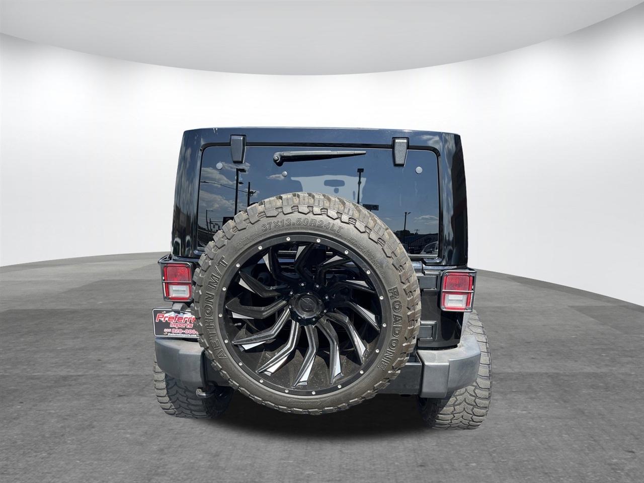 Jeep Wrangler Unlimited Smoky Mountain 4x4 *Ltd Avail* 2017