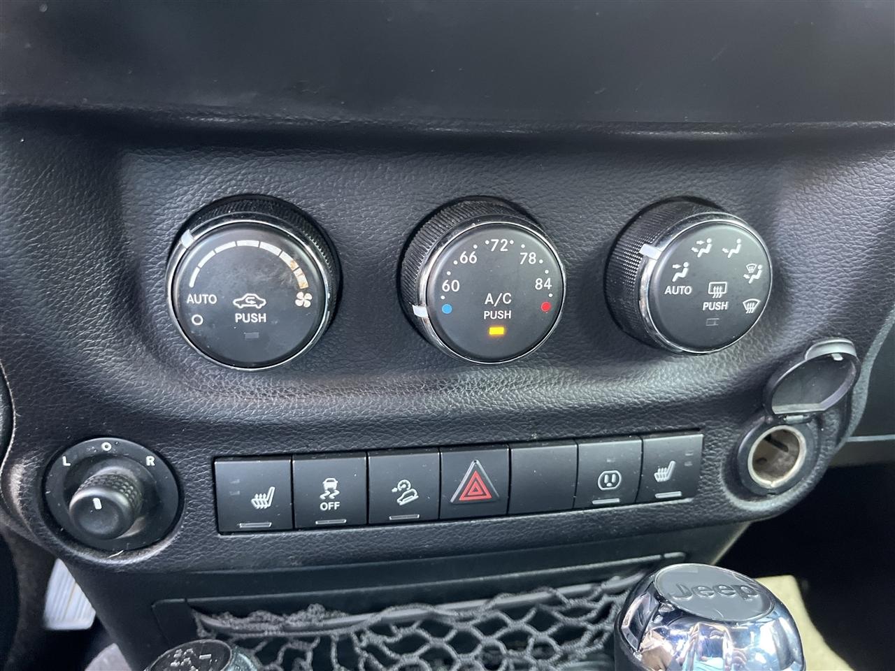 Jeep Wrangler Unlimited Smoky Mountain 4x4 *Ltd Avail* 2017