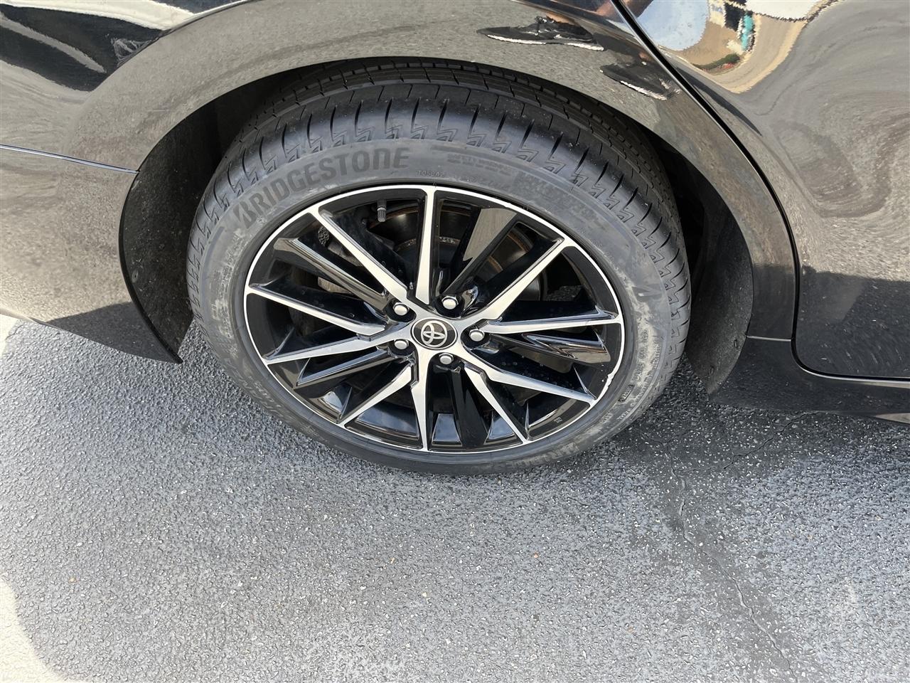 Toyota Camry  2021