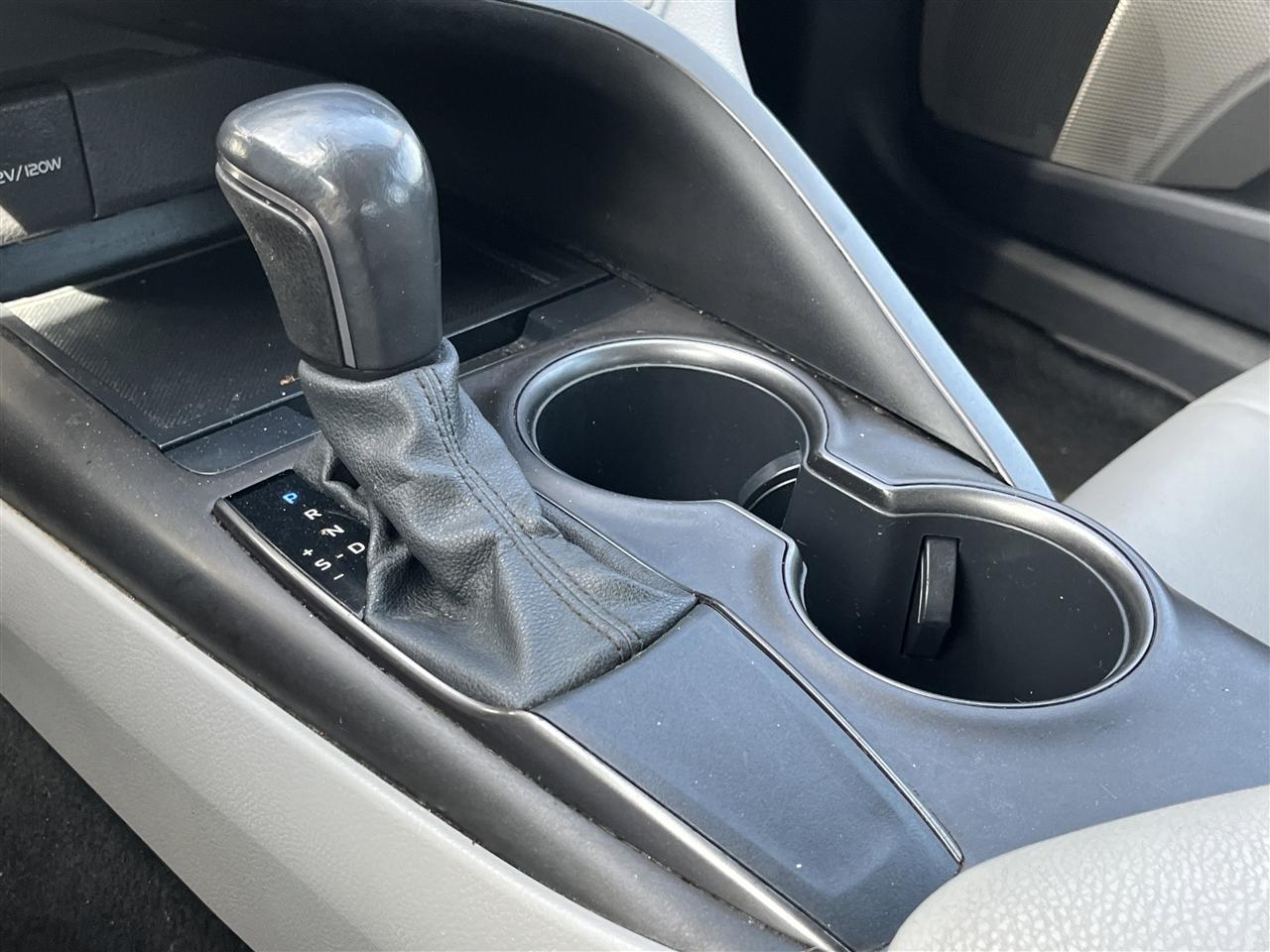 Toyota Camry  2021
