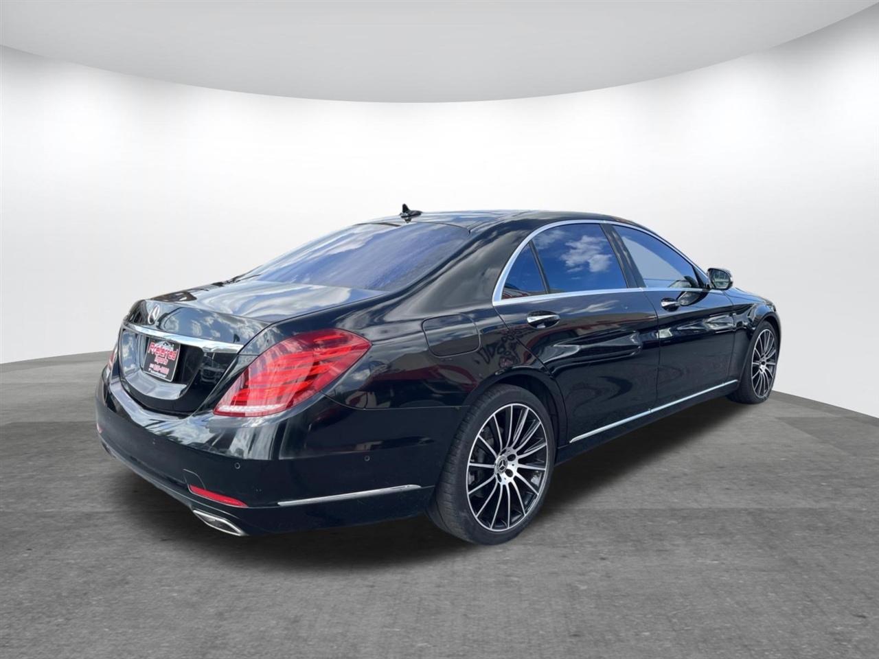 Mercedes-Benz S-Class  2017