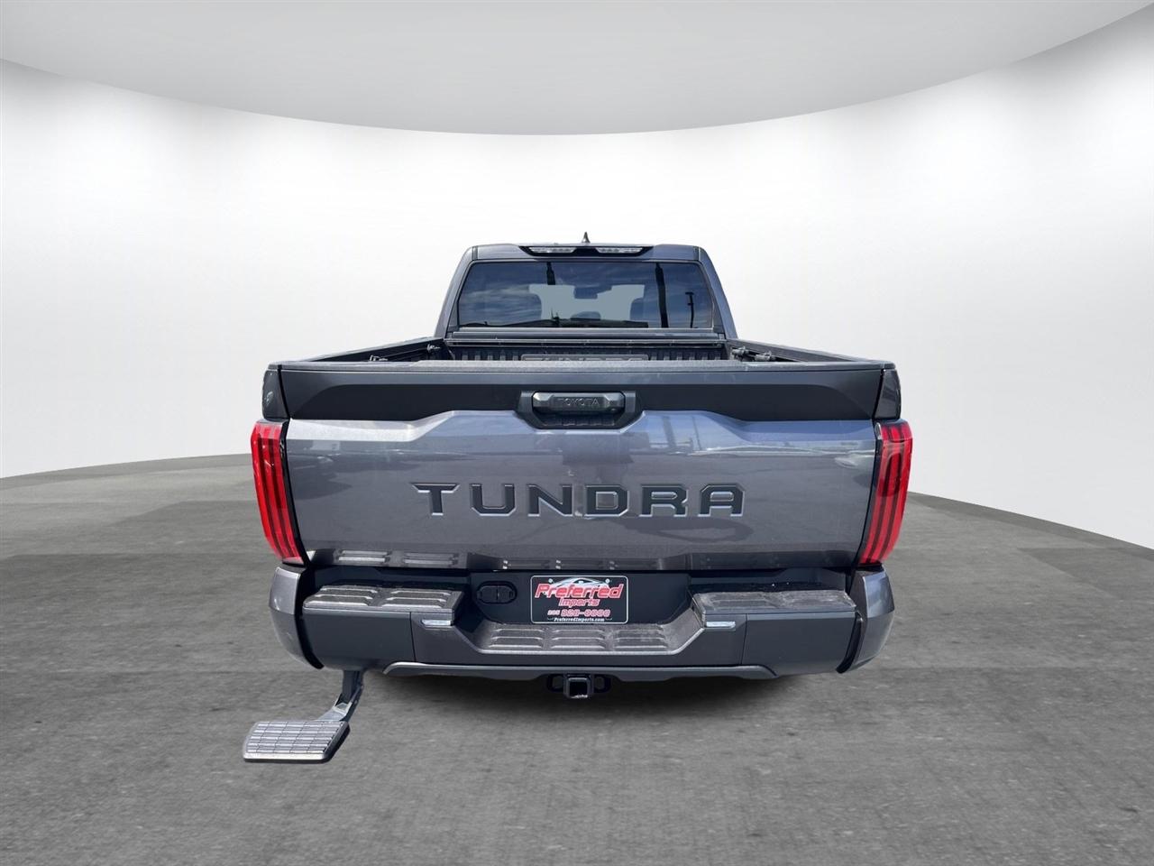 Toyota Tundra 2WD  2025