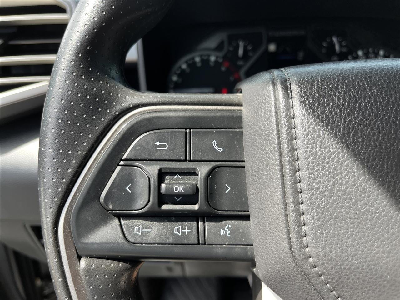 Toyota Tundra 2WD  2025