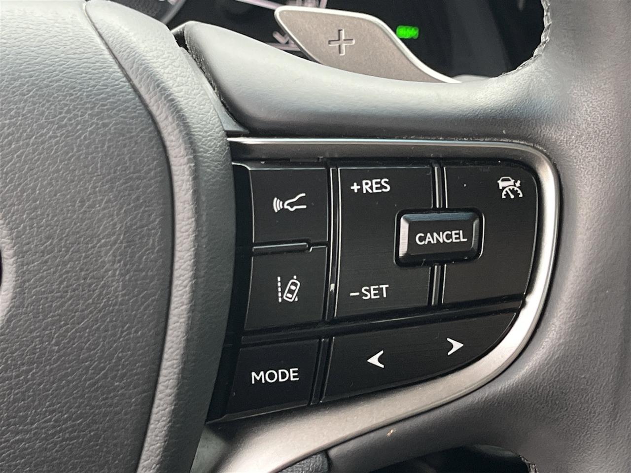 Lexus ES  2023