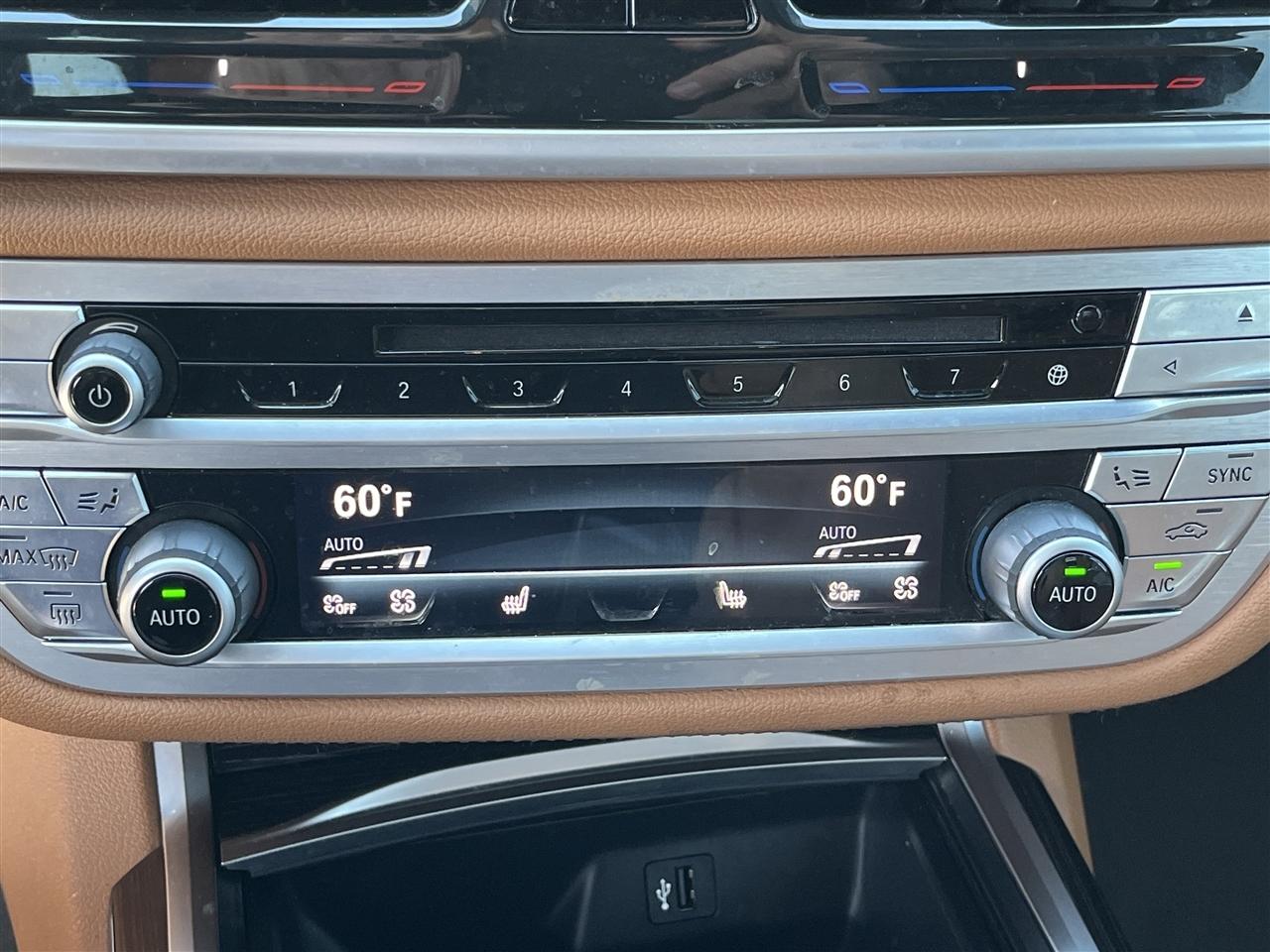 BMW 7 Series  2019