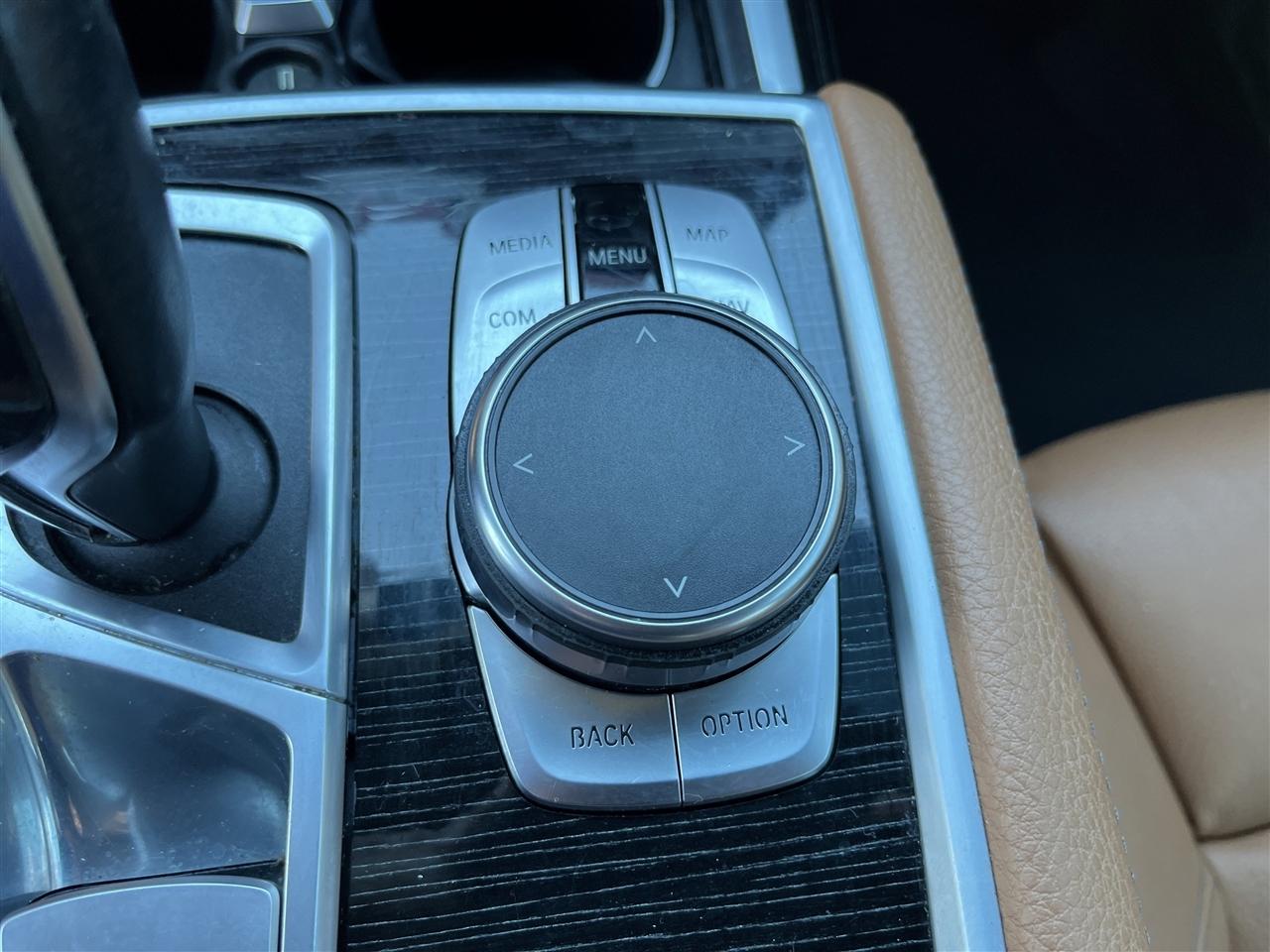BMW 7 Series  2019