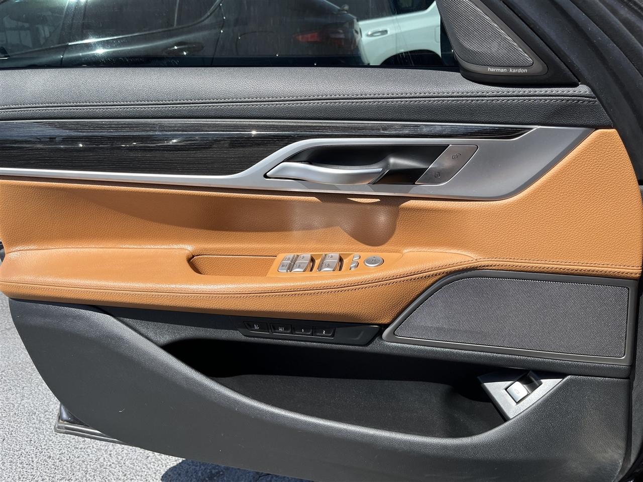 BMW 7 Series  2019