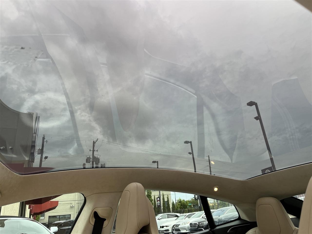 Tesla Model S  2017