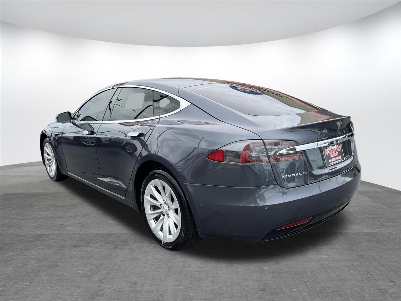 Tesla Model S  2017