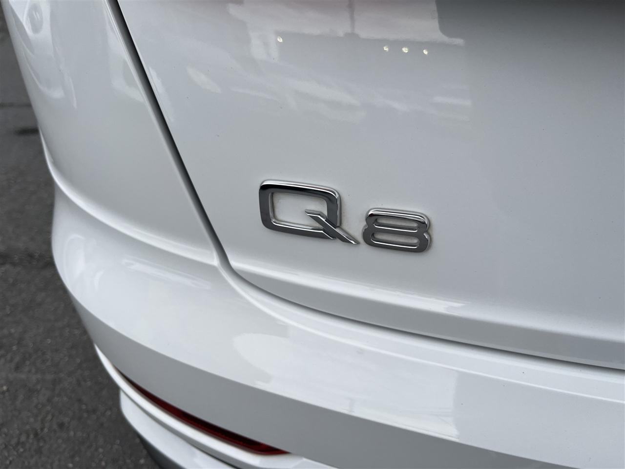 Audi Q8  2023