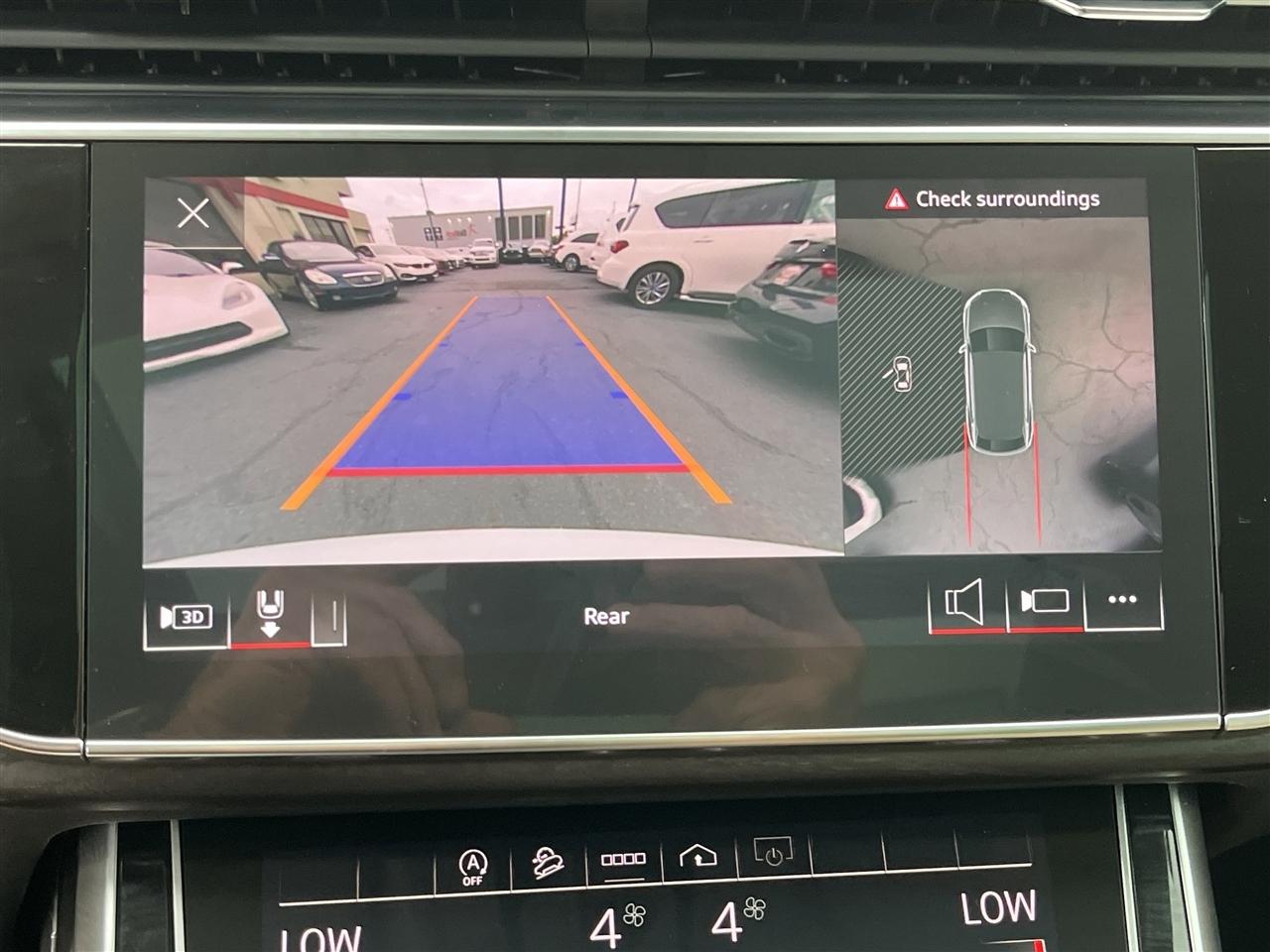 Audi Q8  2023