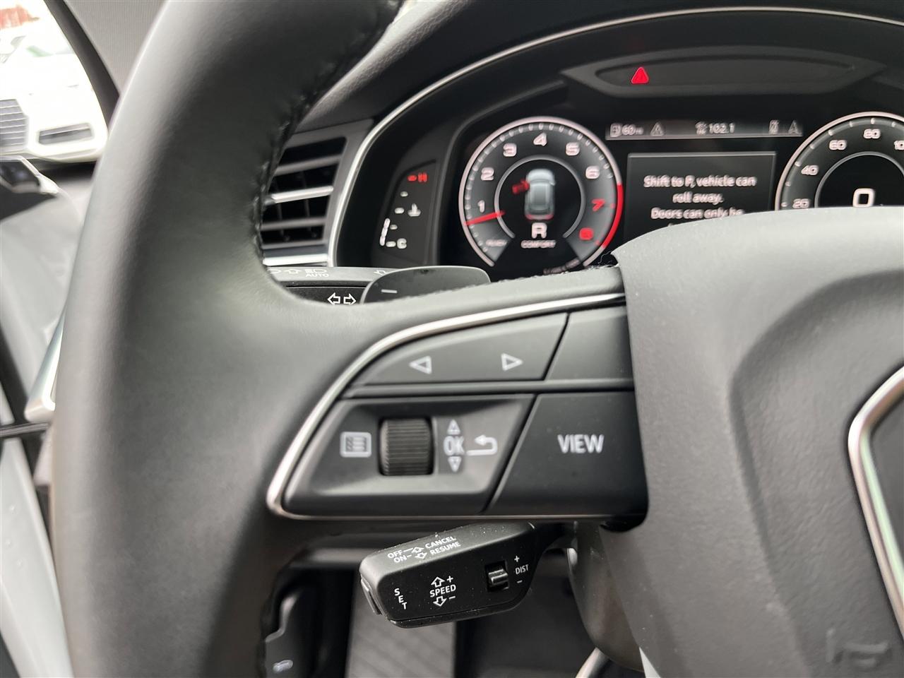 Audi Q8  2023