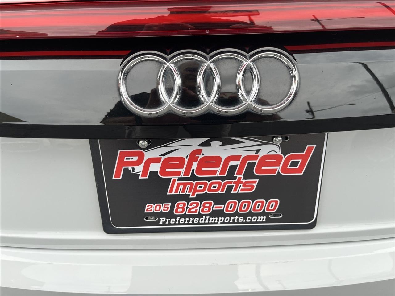Audi Q8  2023