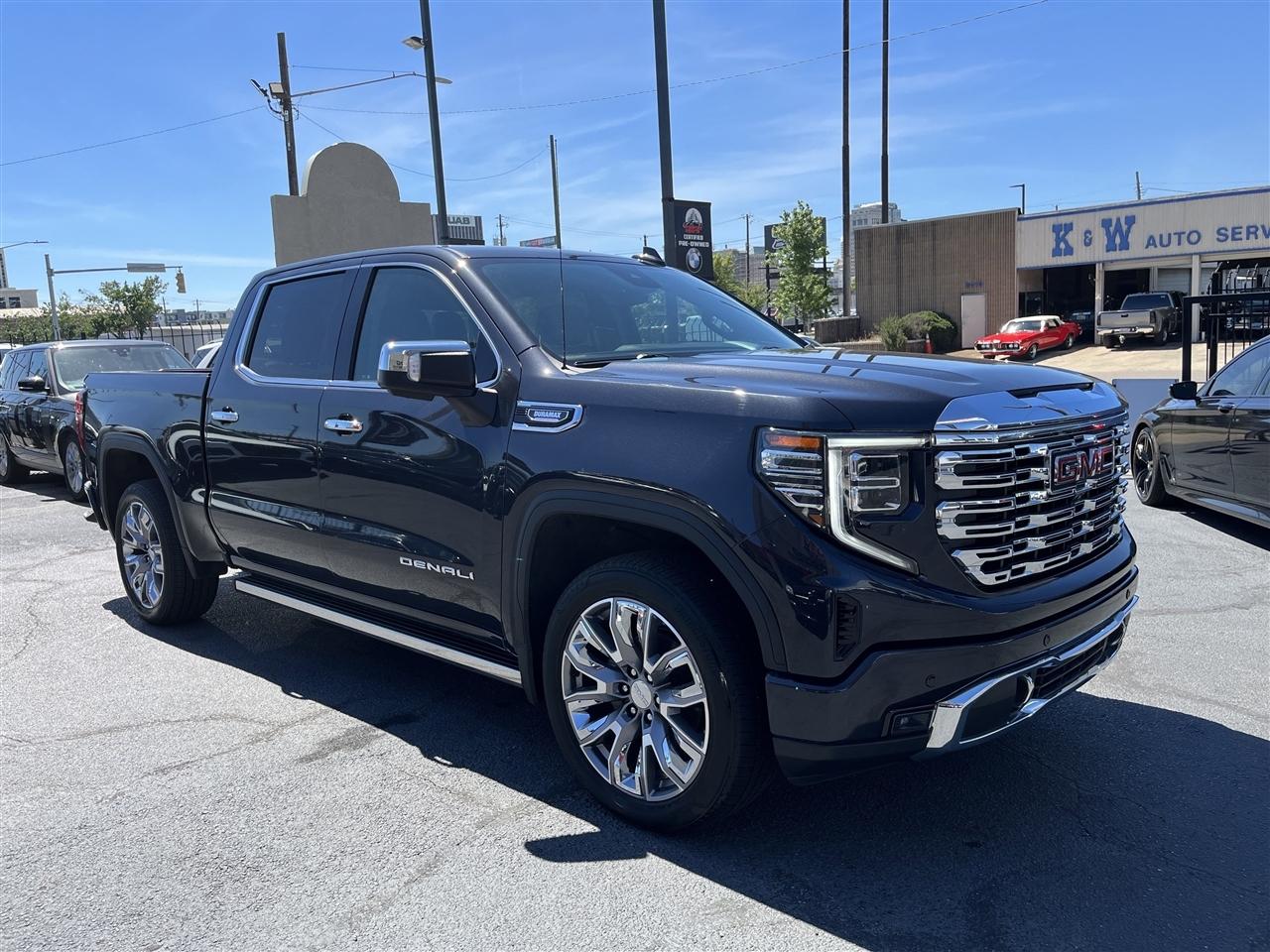 2023 GMC Sierra 1500 DENALI