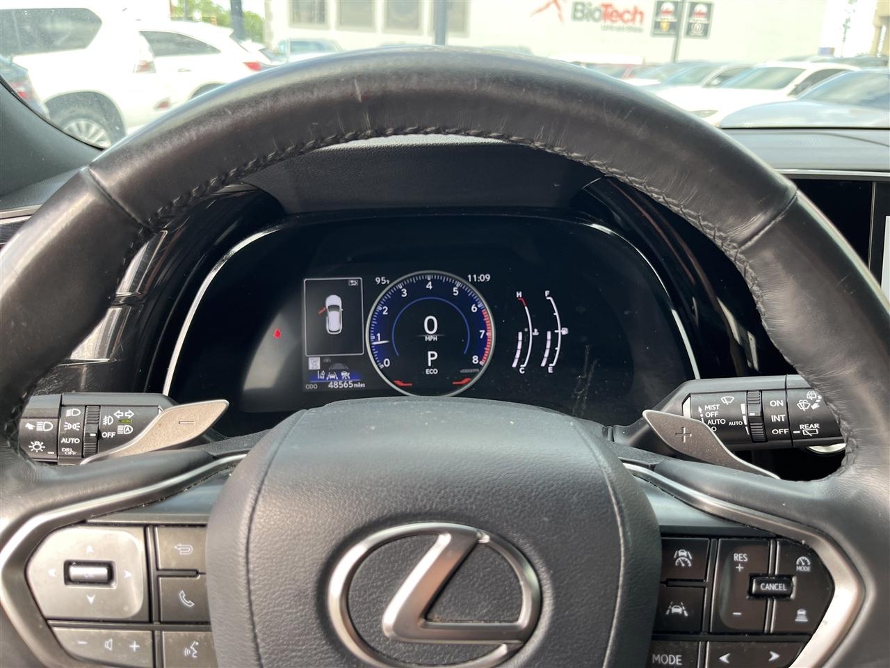 Lexus RX  2023