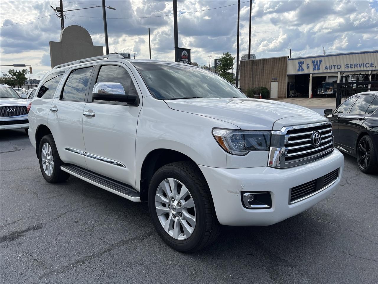 Toyota Sequoia  2018
