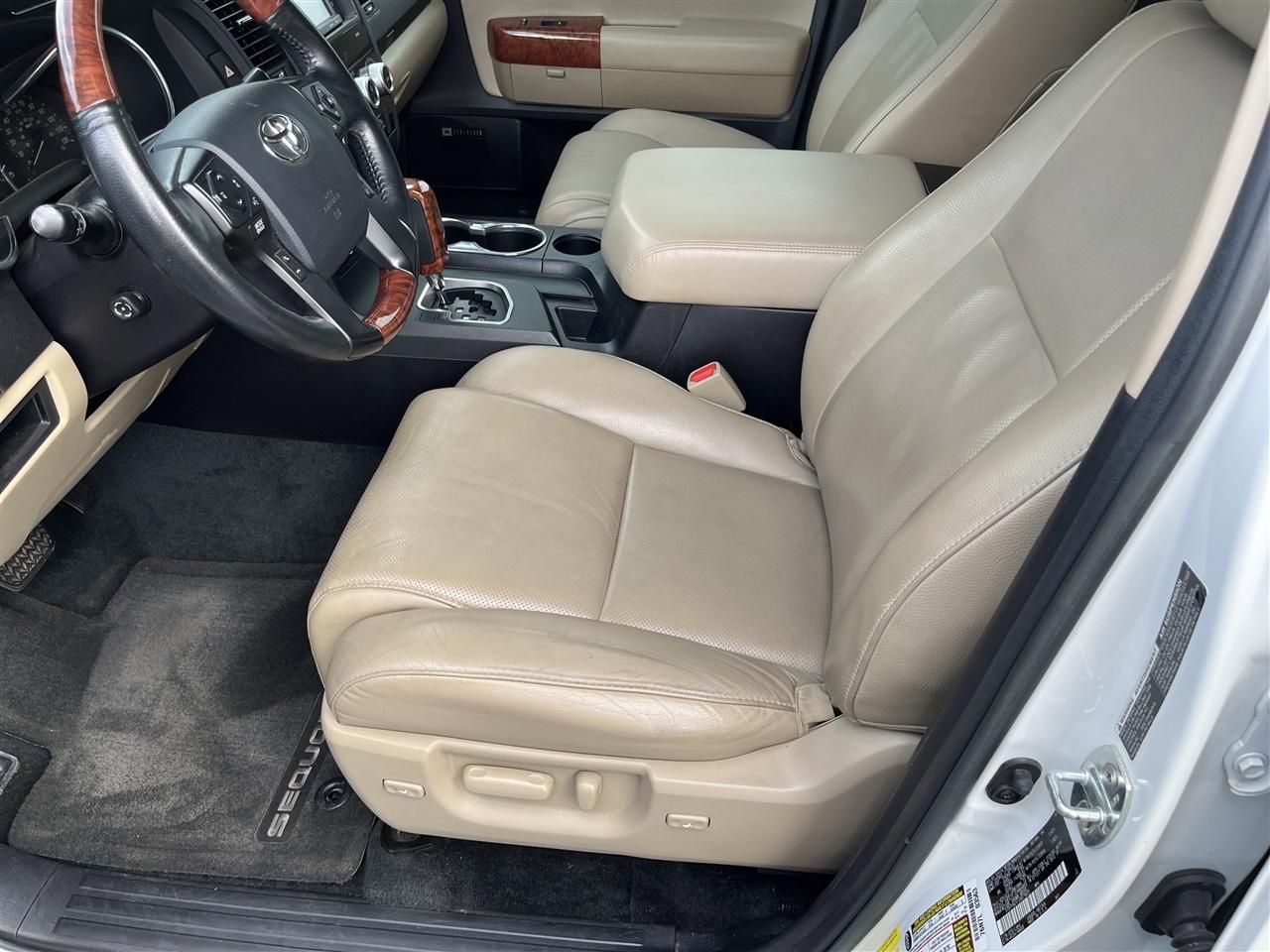 Toyota Sequoia  2018