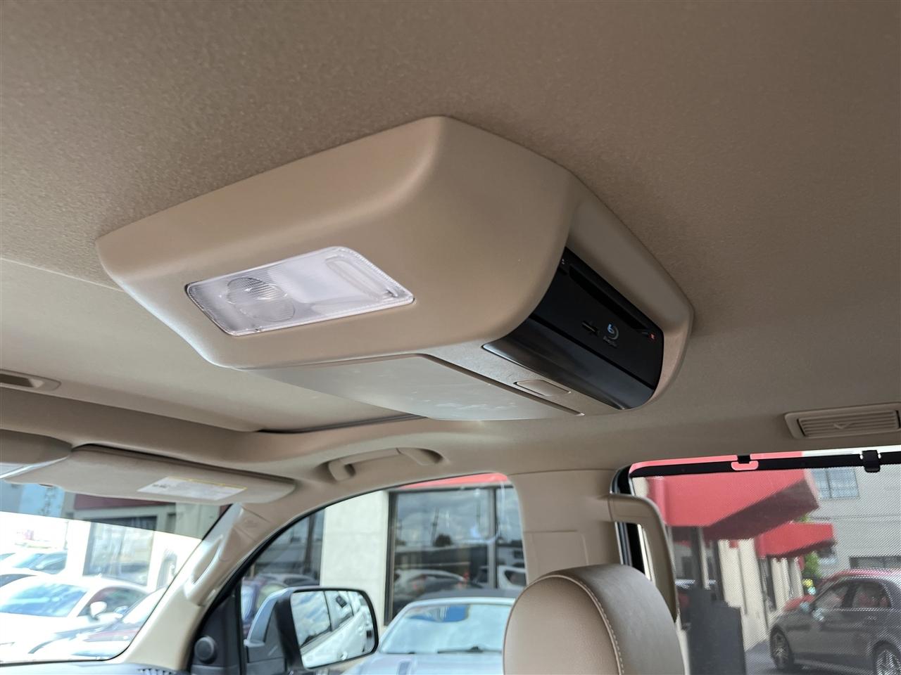 Toyota Sequoia  2018