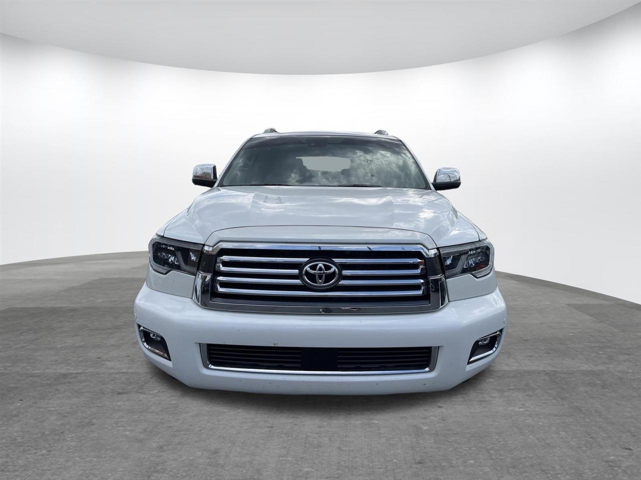 Toyota Sequoia  2018
